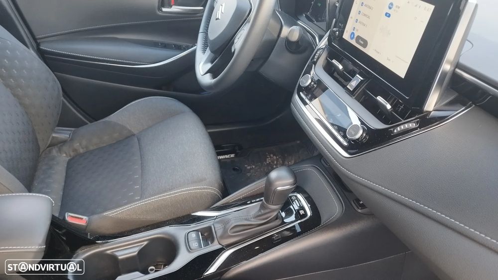 Suzuki Swace 1.8L CVT GLX Hybrid - 13