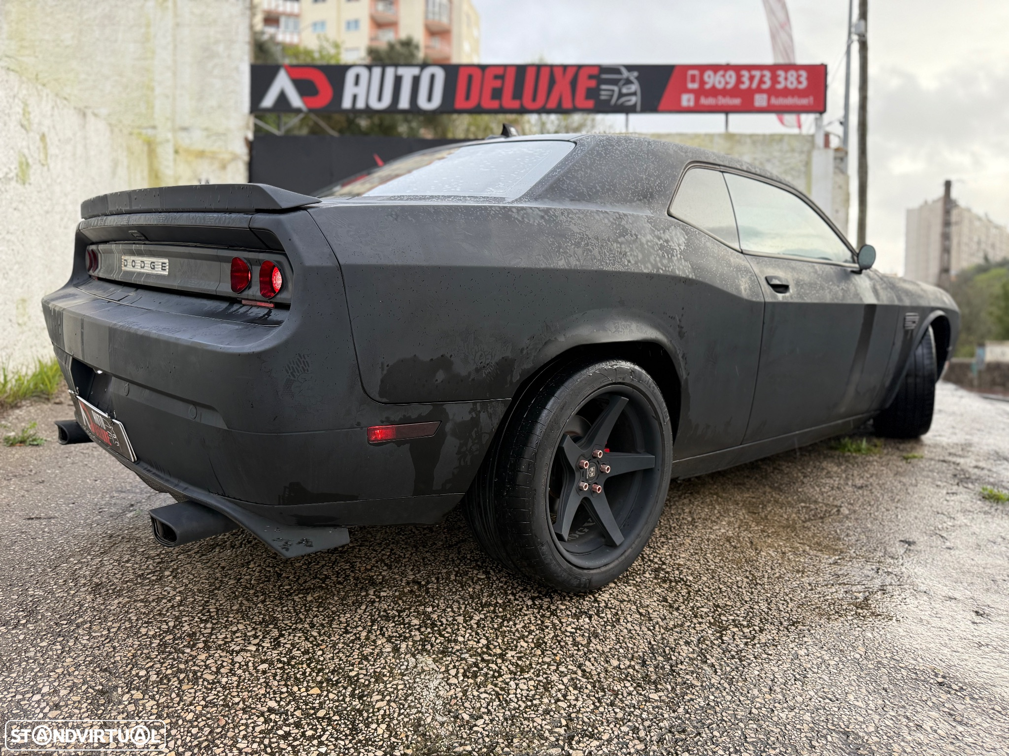 Dodge Challenger Auto SXT Plus - 3