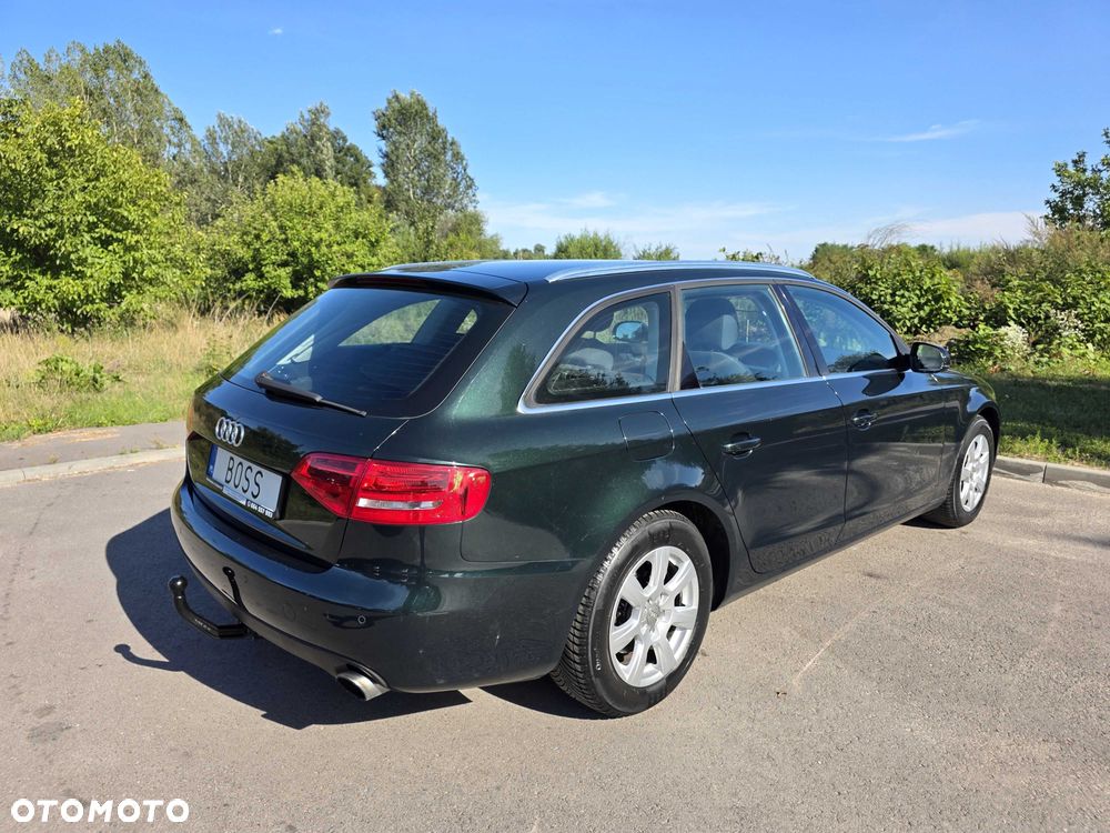 Audi A4 Avant - 4