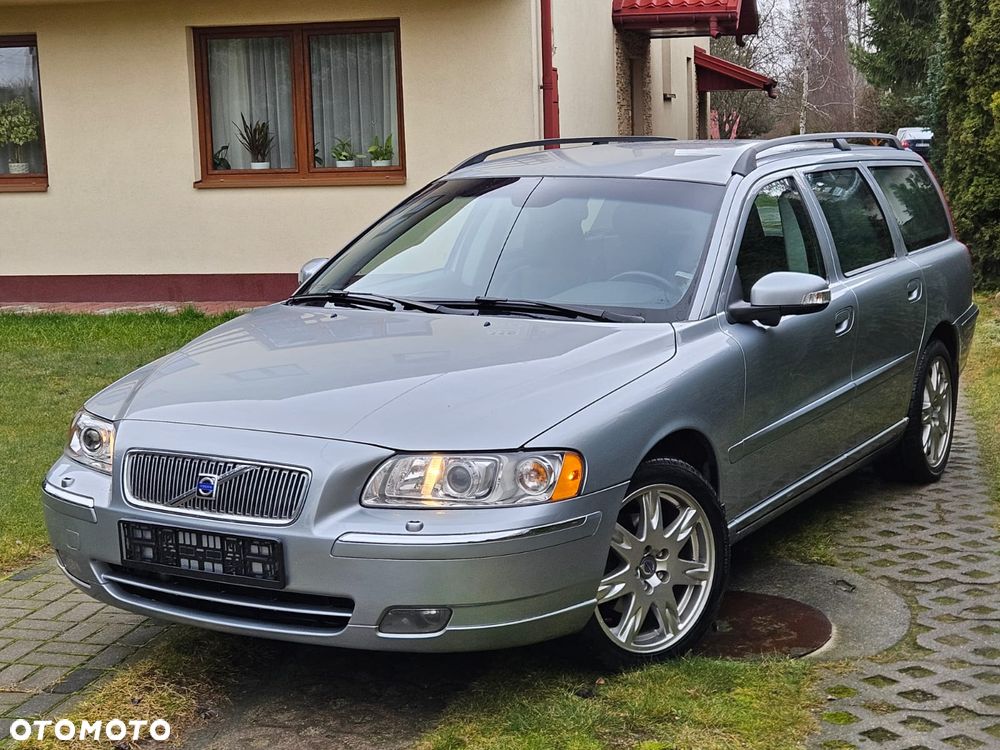Volvo V70 2.4 Summum - 1
