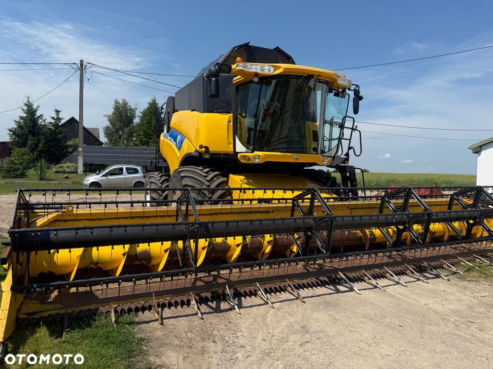 New Holland CR 9080 - 7