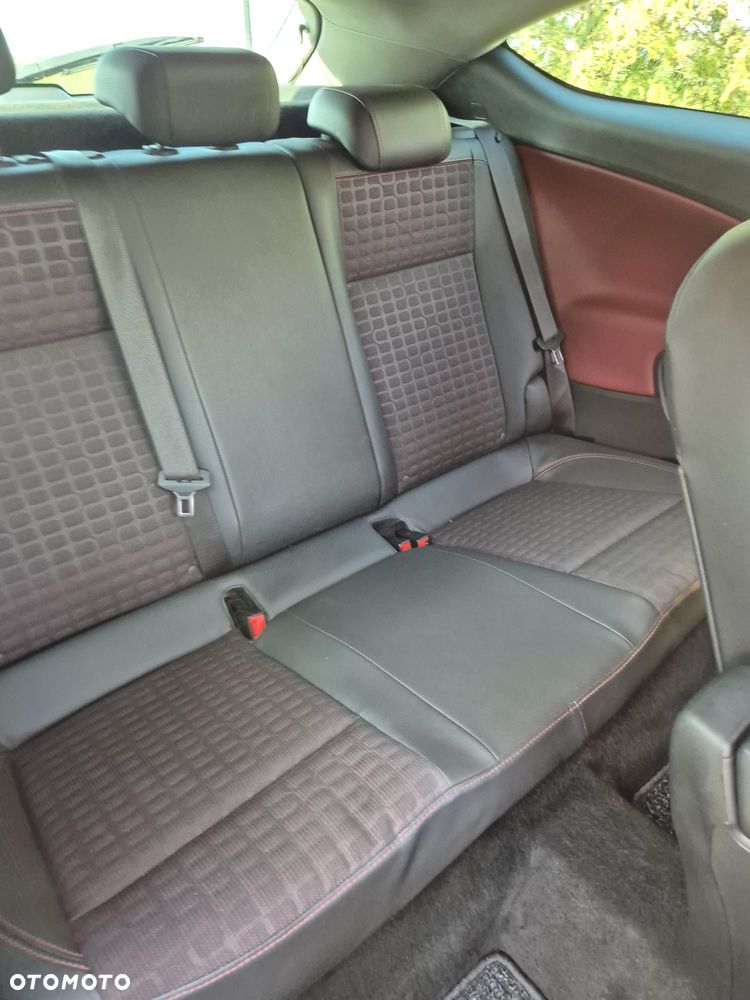 Opel Astra 1.6 Turbo Sport - 12