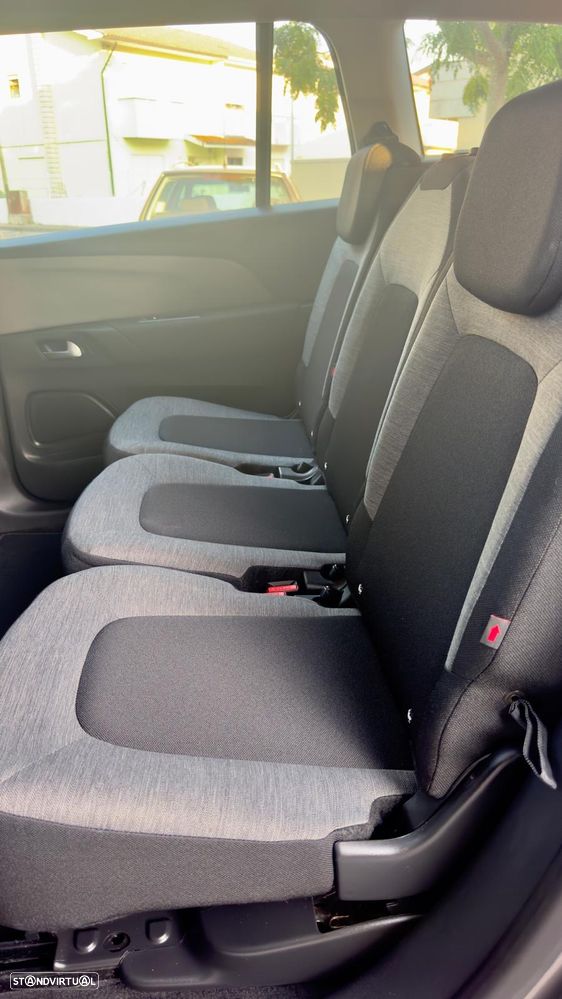 Citroën C4 Spacetourer PureTech 130 Stop&Start EAT8 SHINE - 13
