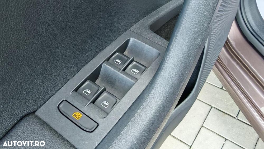 Skoda Octavia 1.6 TDI DPF Elegance - 21