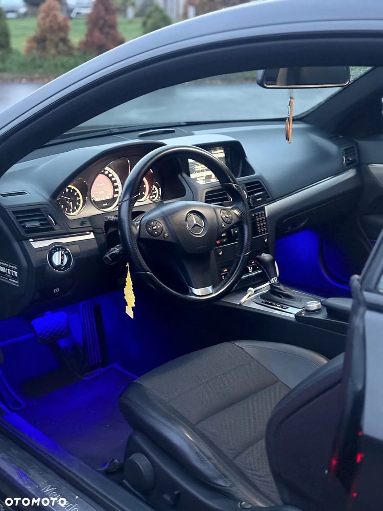 Mercedes-Benz Klasa E 350 CDI BlueEff - 9