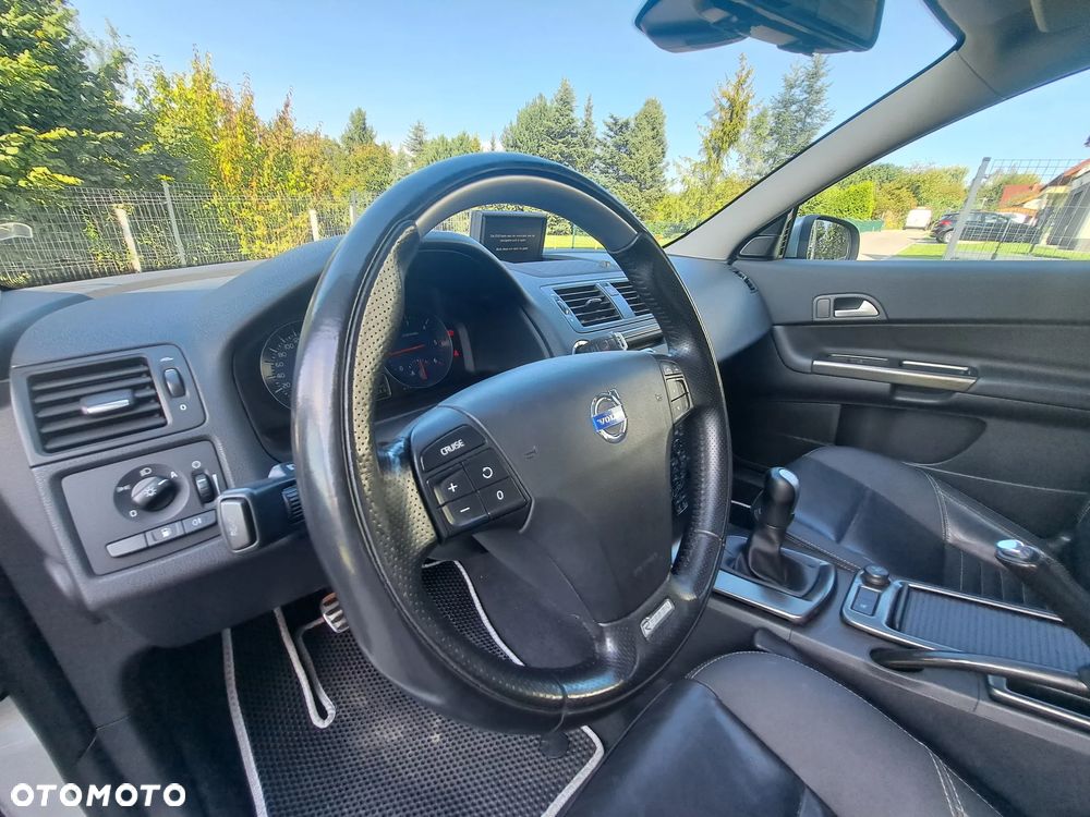 Volvo C30 D2 R-Design - 23