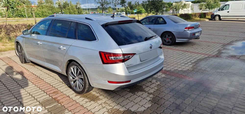Skoda Superb 2.0 TDI L&K DSG - 3