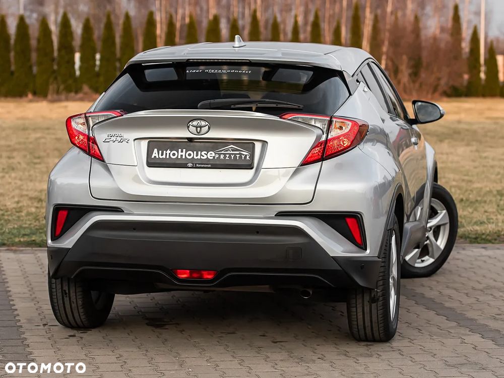 Toyota C-HR - 10