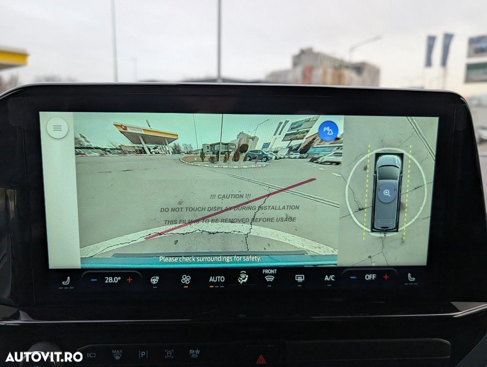 Ford Tourneo Custom - 39