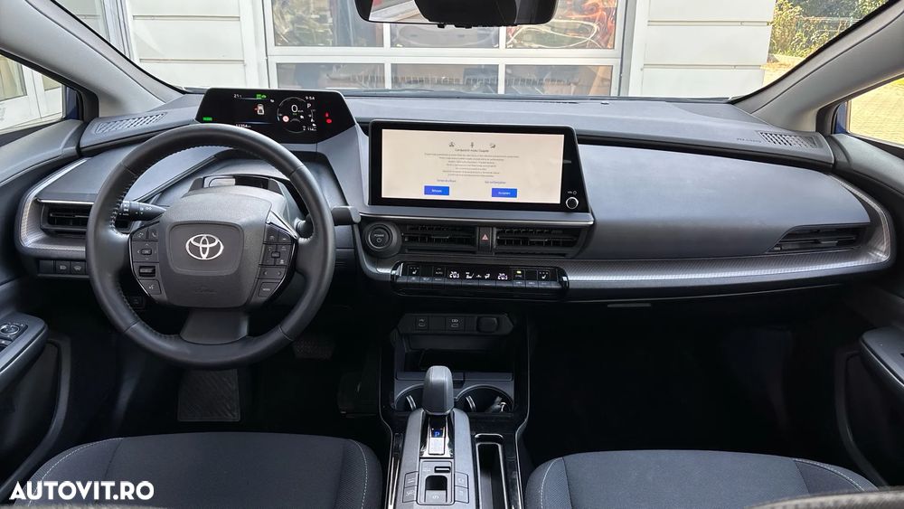 Toyota Prius - 8
