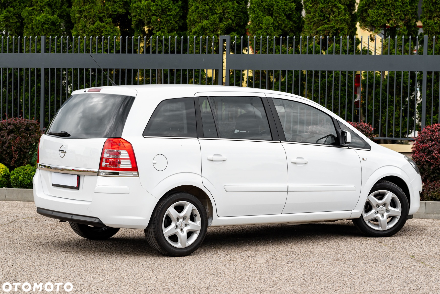 Opel Zafira 1.8 - 4