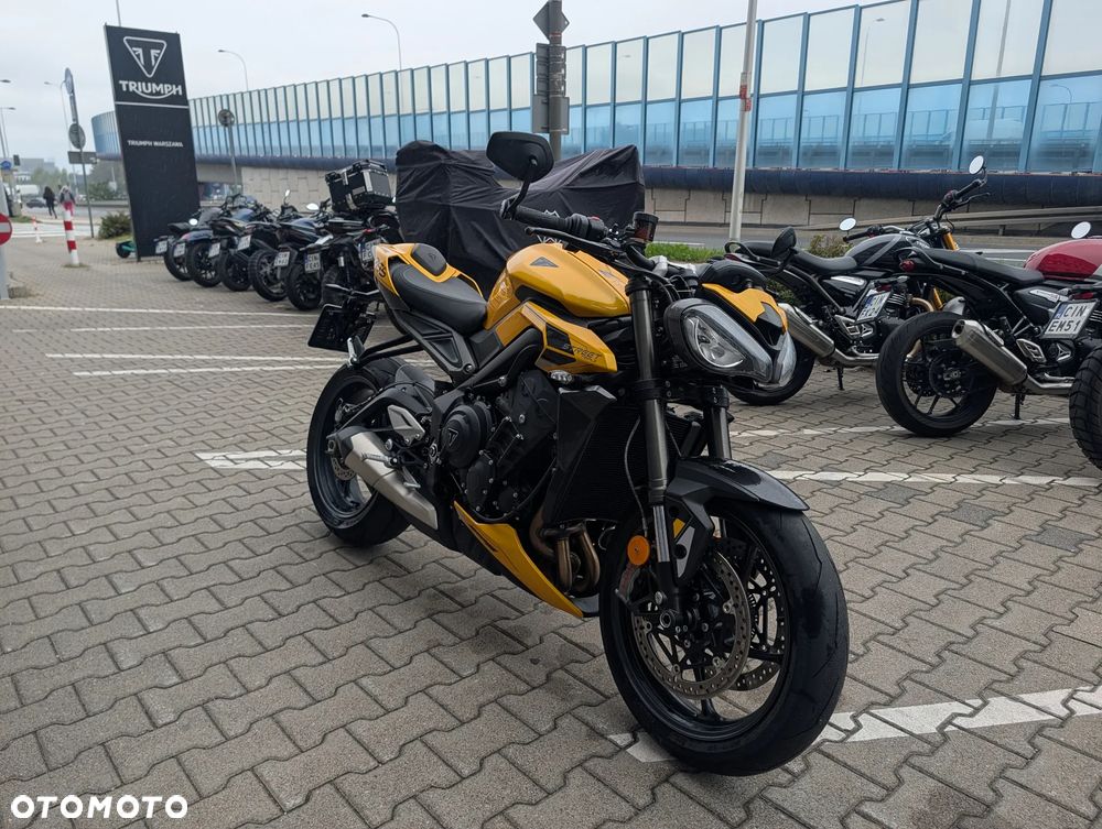 Triumph Street Triple - 2
