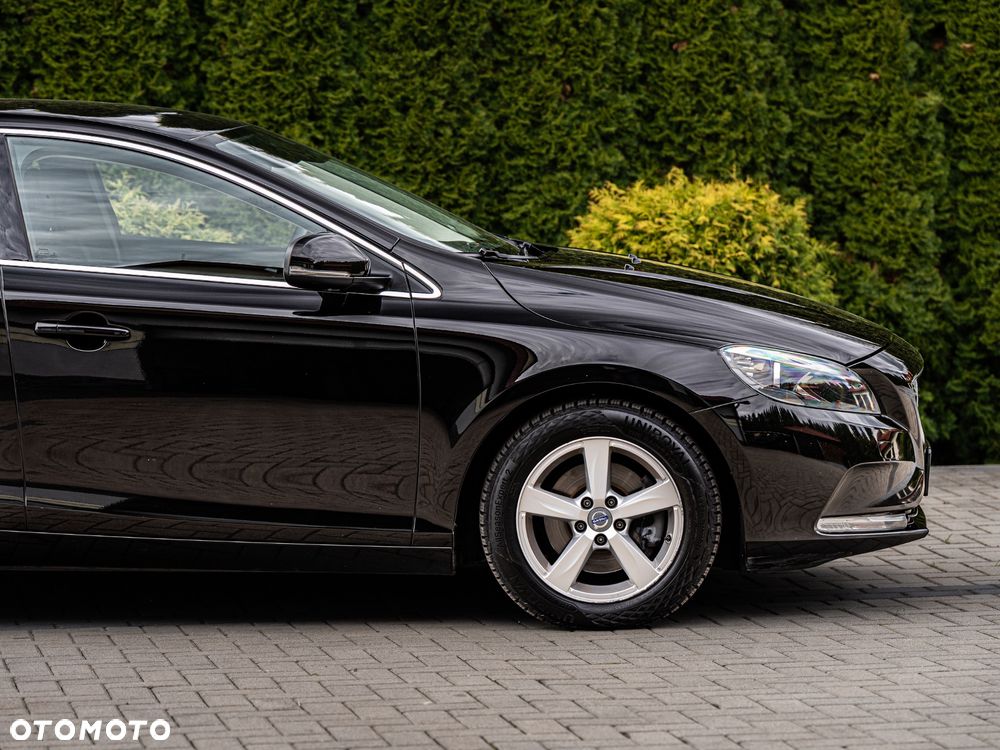 Volvo V40 D2 - 9