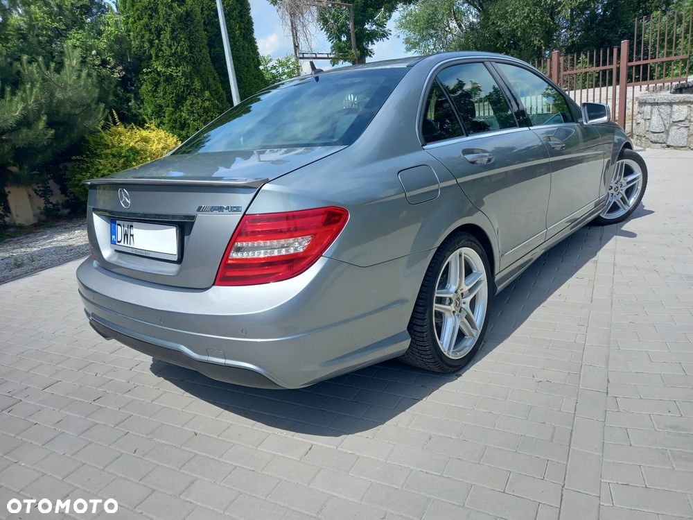 Mercedes-Benz Klasa C - 2