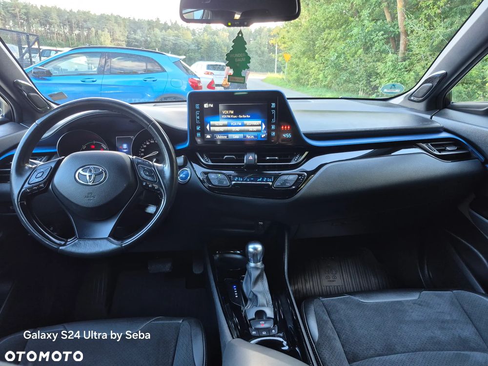 Toyota C-HR Style Selection - 24
