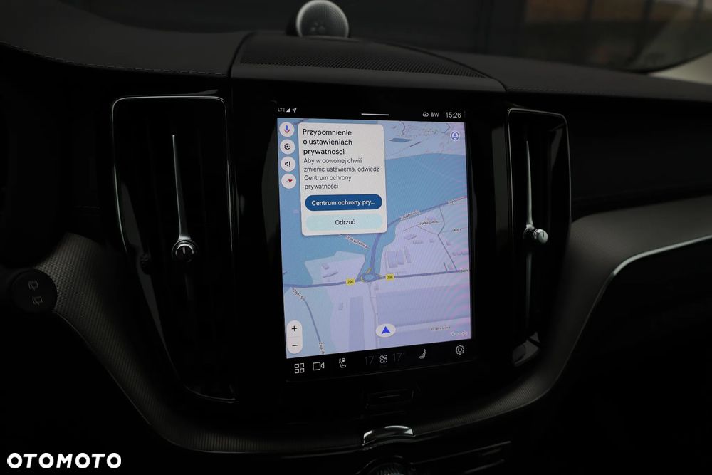 Volvo XC 60 B5 B AWD Ultimate Dark - 12