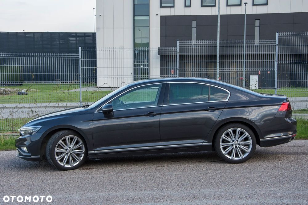 Volkswagen Passat - 5