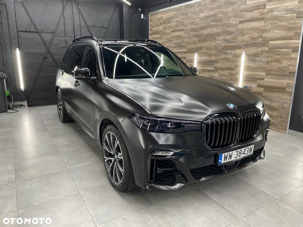 BMW X7 - 12