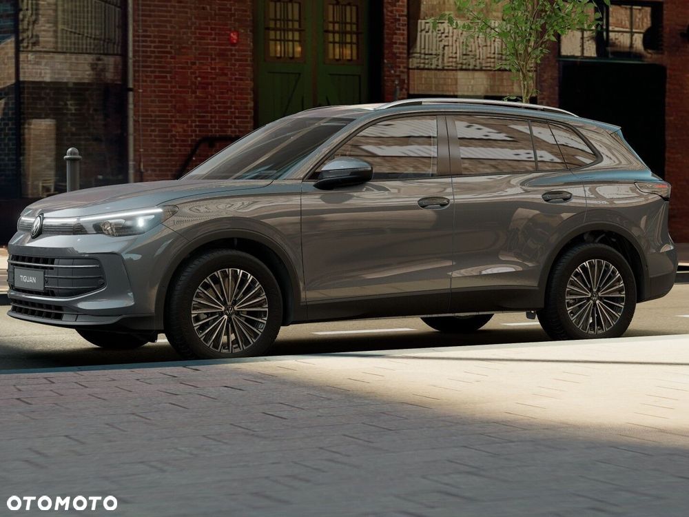 Volkswagen Tiguan - 2