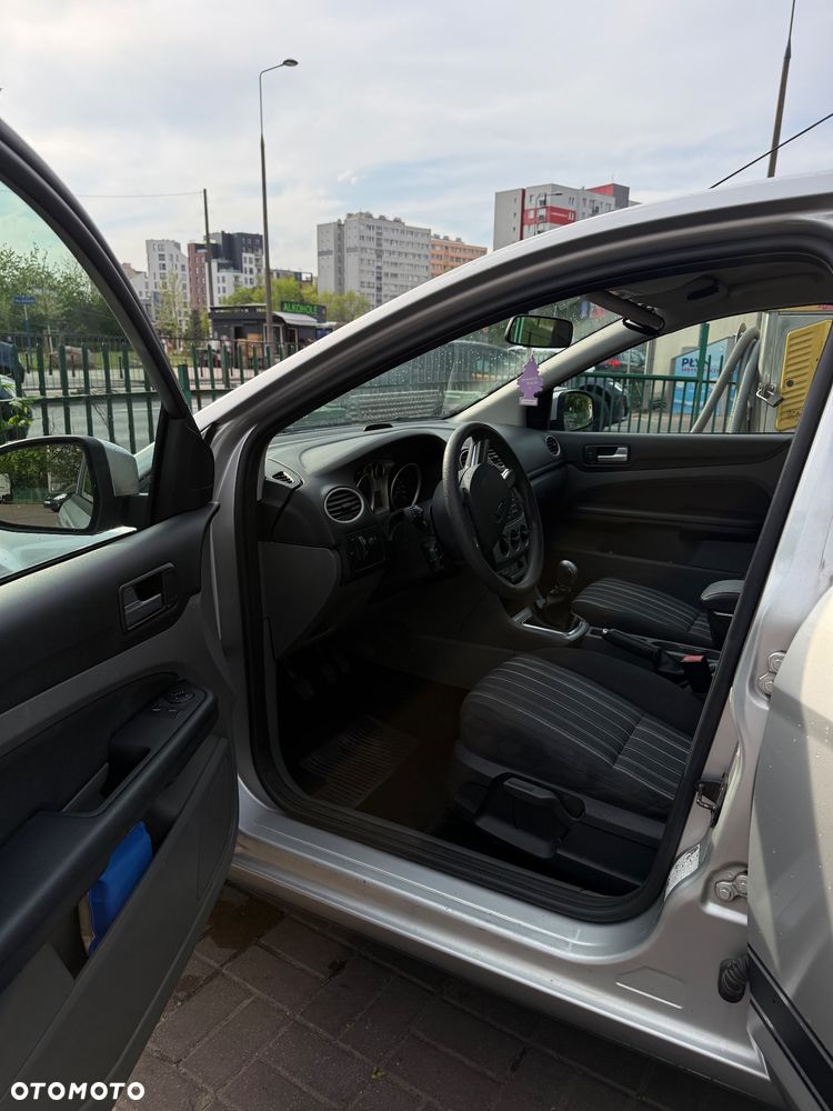 Ford Focus - 14