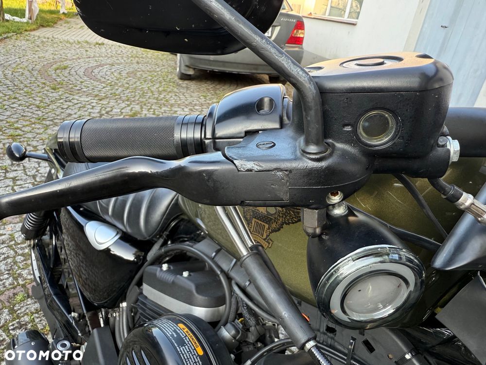 Harley-Davidson Sportster Iron 883 - 6