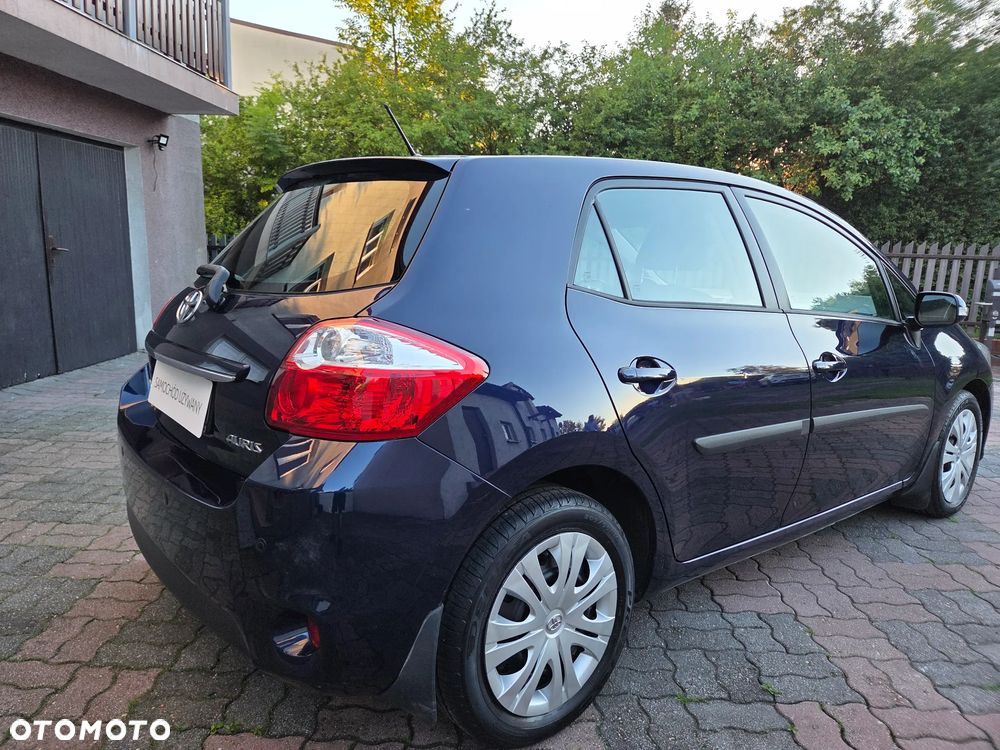 Toyota Auris - 29