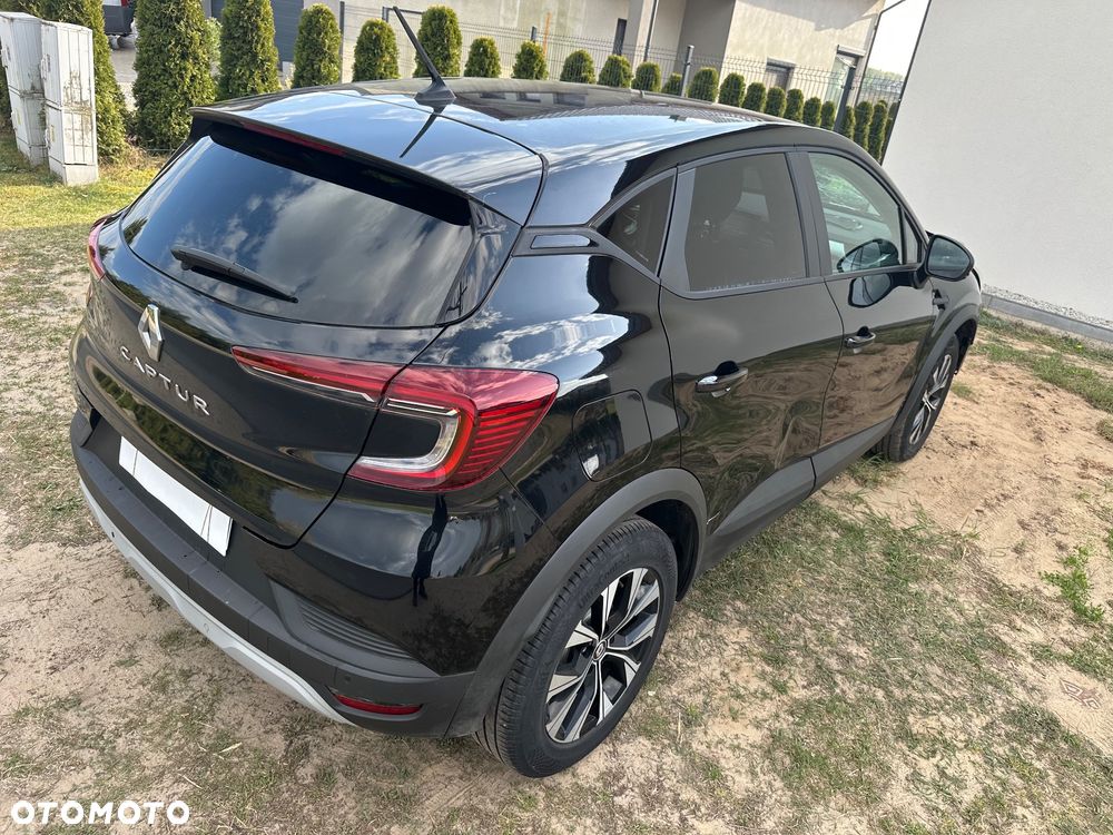 Renault Captur TCe 100 BUSINESS EDITION - 32