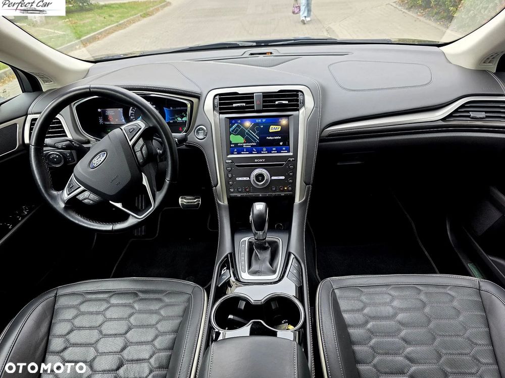 Ford Mondeo 2.0 Hybrid Vignale Plus - 12