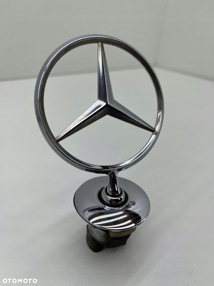 MERCEDES ZNACZEK EMBLEMAT PRZÓD A2108800186 - 3