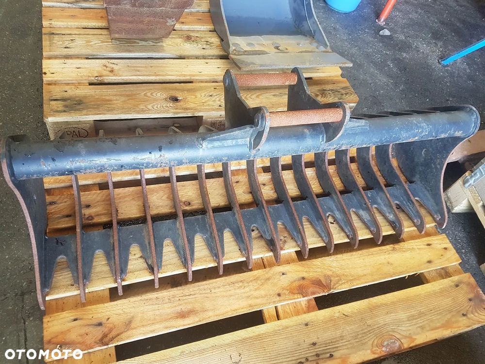 JCB 8018 CTS , rok 2012 - 10