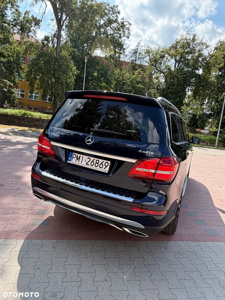 Mercedes-Benz GLS - 9