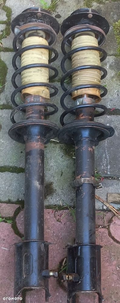 ALFA ROMEO 164 FIAT CROMA LANCIA THEMA NIVOMAT MC PERSON AMORTYZATOR 2 SZT