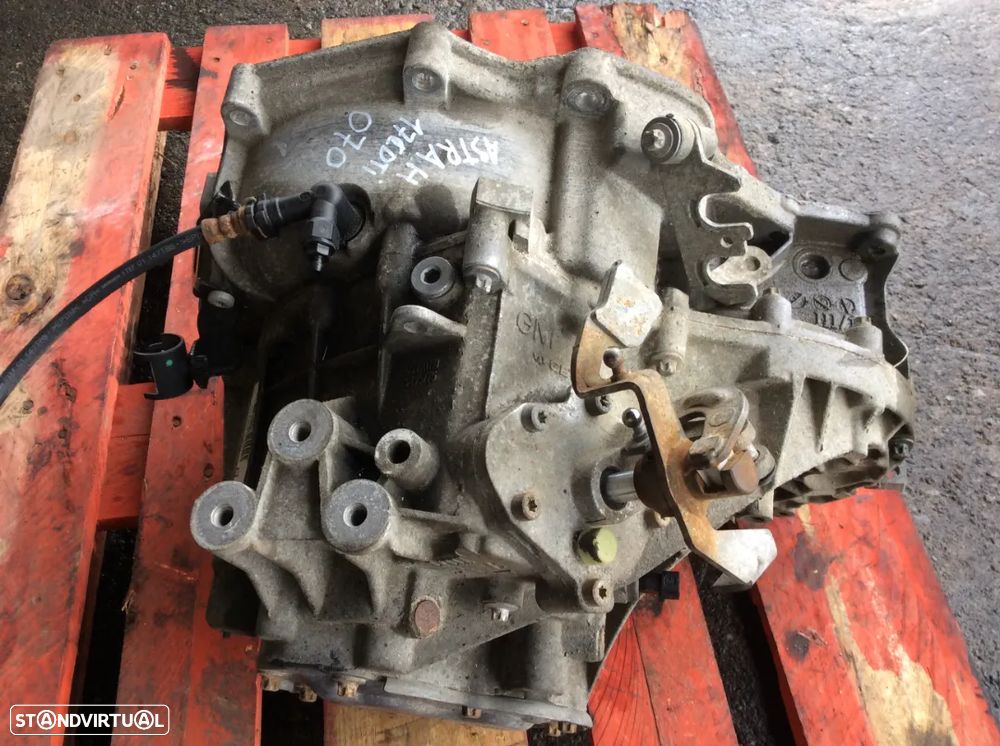 Caixa de velocidades Opel Astra H 1.7 CDTi 5V - 1