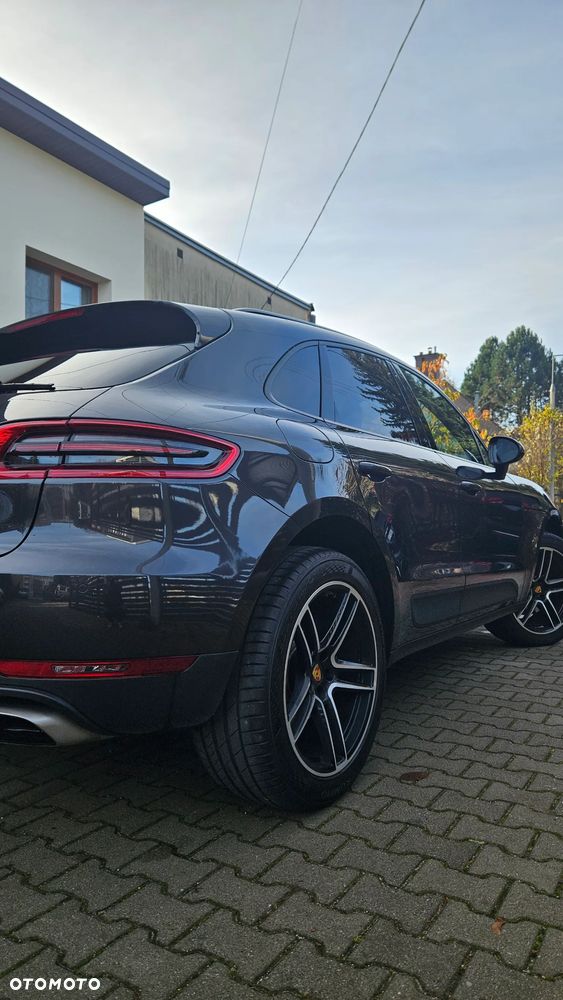 Porsche Macan Standard - 3