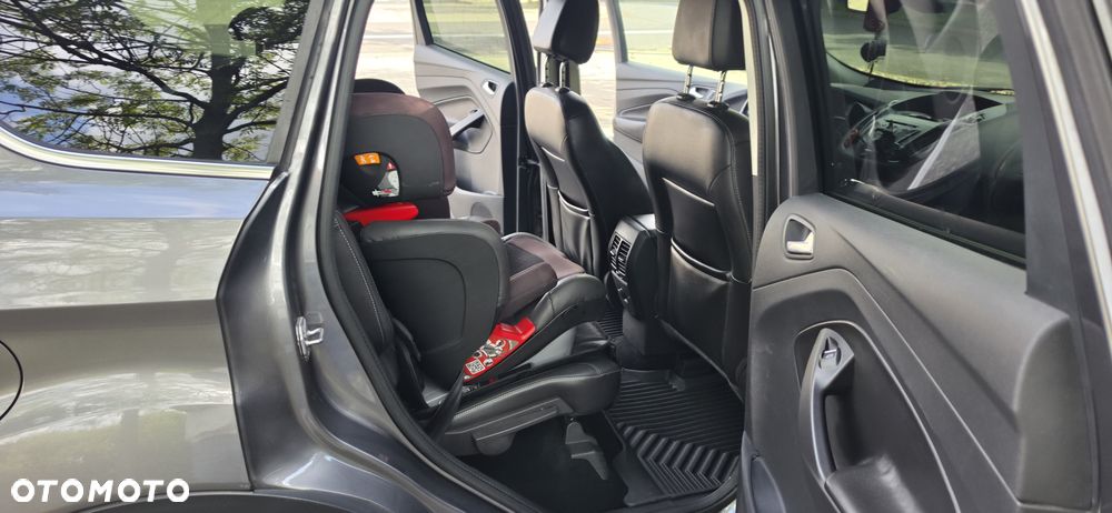 Ford Kuga - 9