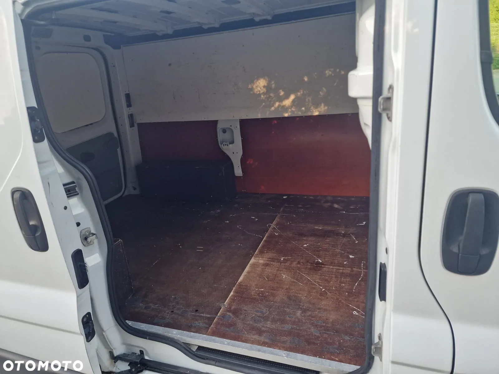 Opel VIVARO - 17