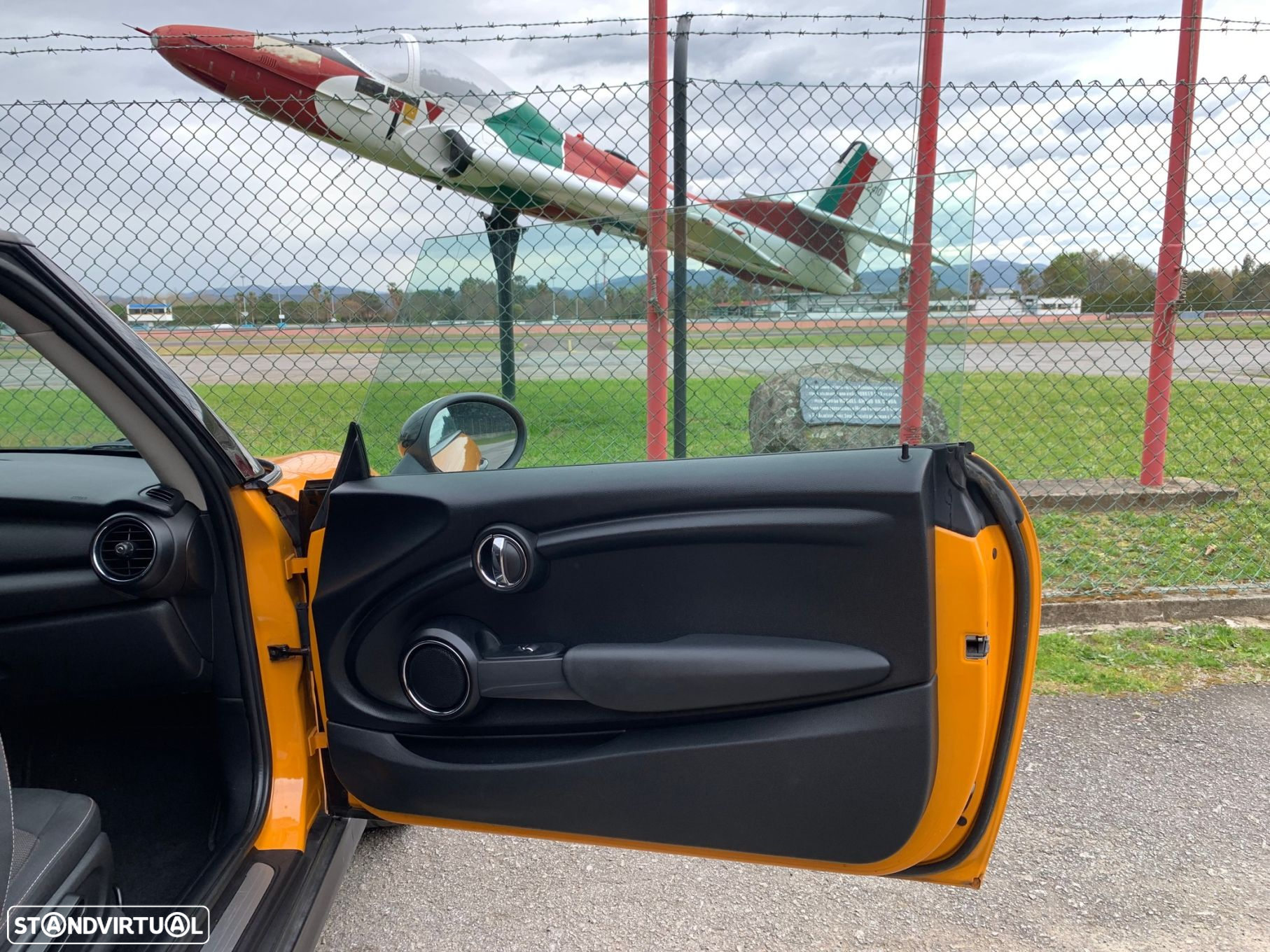 MINI 3 Portas Cooper D - 41