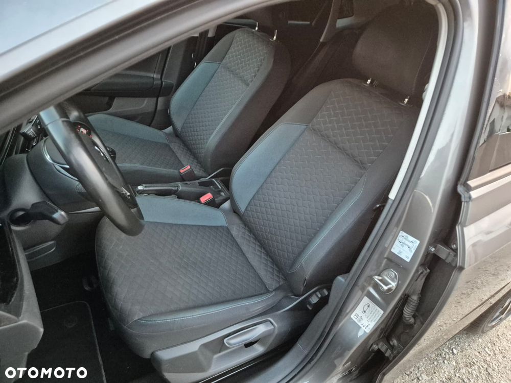 Volkswagen Polo - 11
