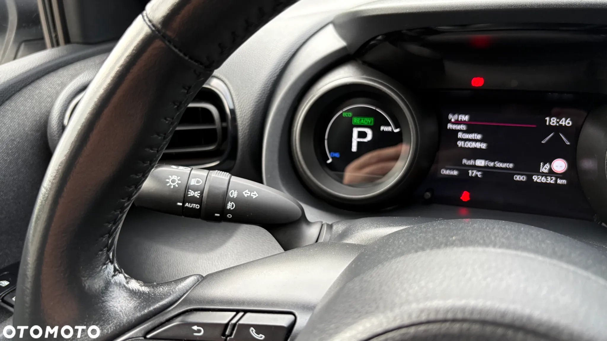 Toyota Yaris Hybrid 1.5 Comfort - 19