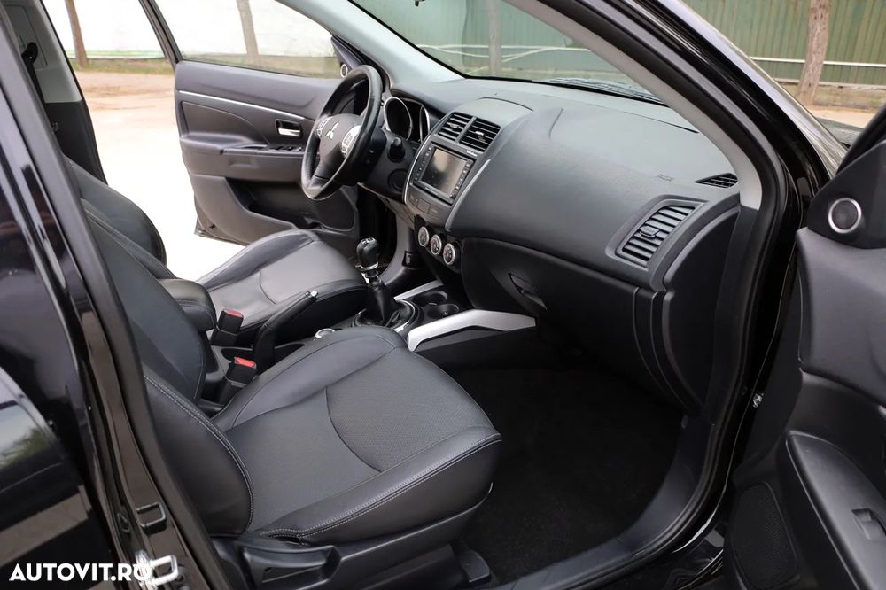 Mitsubishi ASX 1.8 DI-D 4WD Instyle - 15