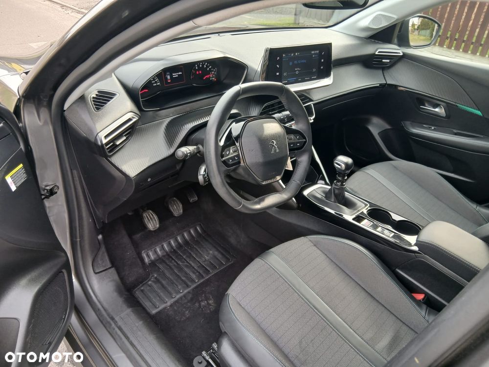 Peugeot 208 1.2 PureTech Allure S&S - 24