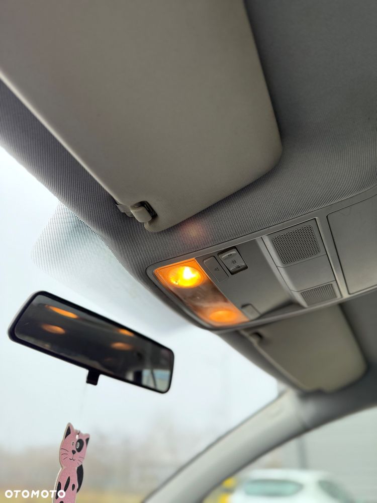 Volkswagen Golf 1.9 TDI Trendline - 28