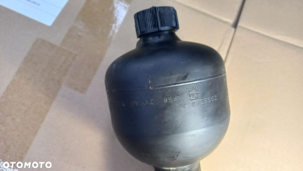 akumulator hydrauliczny 0825552 volvo l30b 2013r - 3