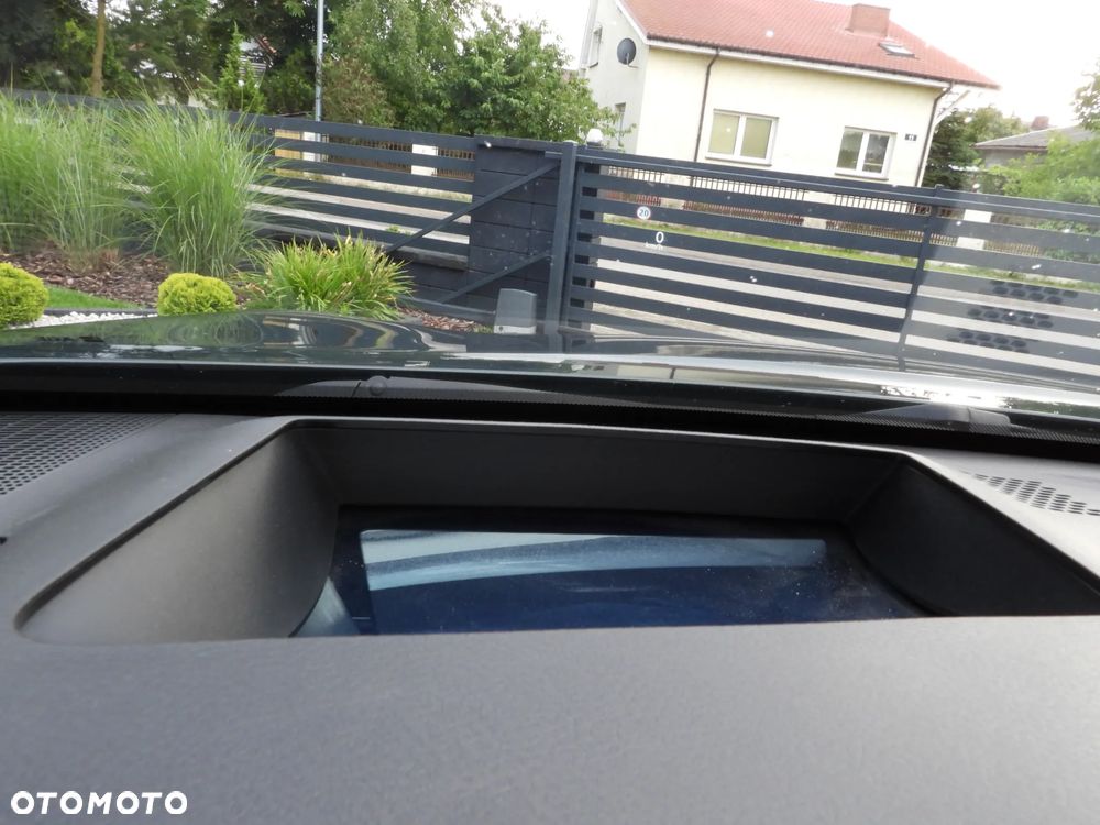 Nissan Qashqai 1.3 DIG-T MHEV Xtronic Tekna+ - 37