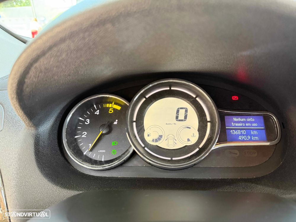 Renault Mégane 1.5 dCi Bose Edition - 8