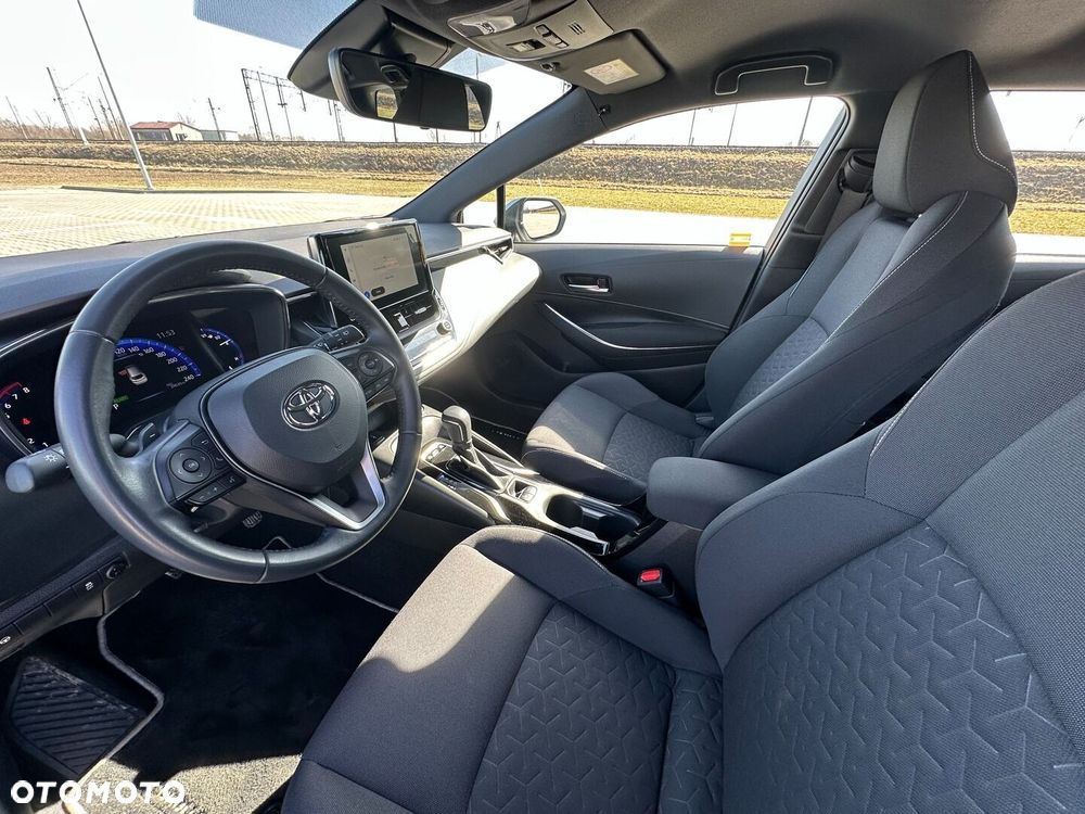 Toyota Corolla 2.0 Hybrid Comfort - 11