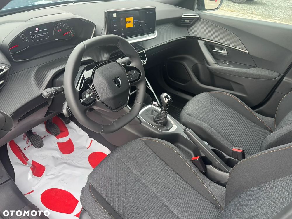 Peugeot 2008 1.2T Edition S&S - 12