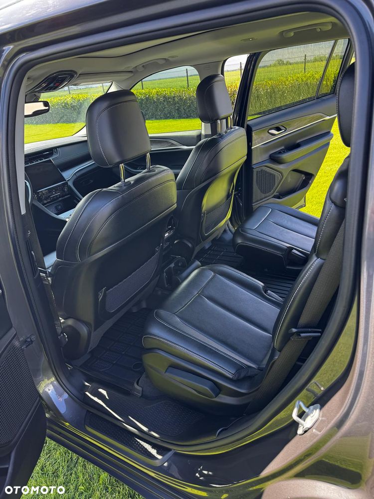 Jeep Grand Cherokee - 10
