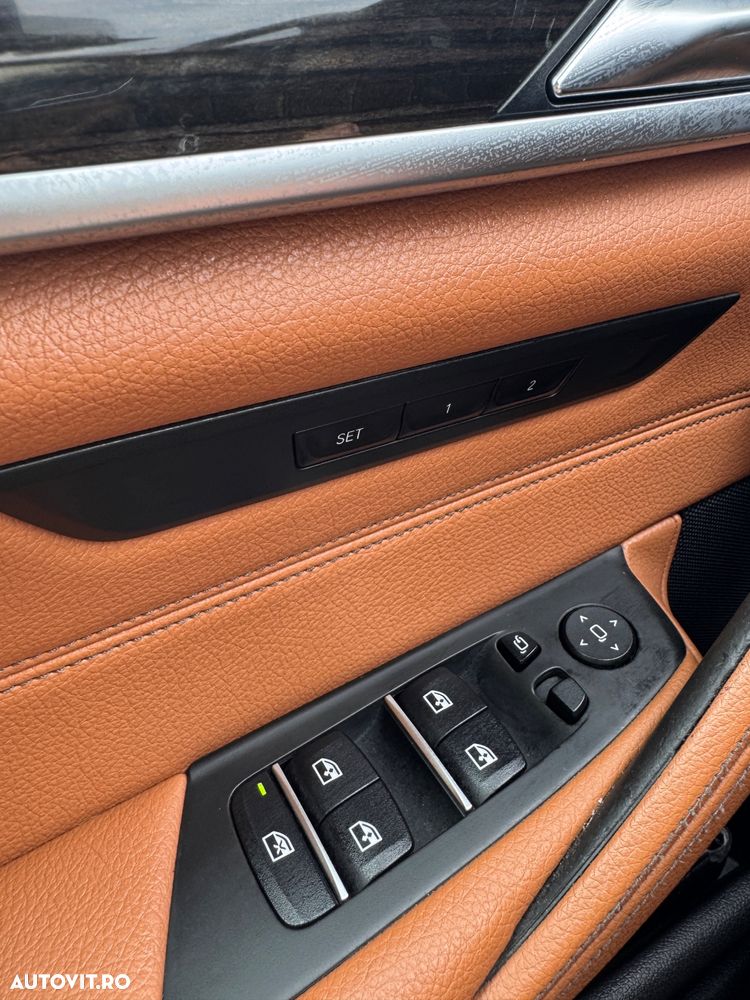 BMW Seria 5 540d xDrive Aut. - 24