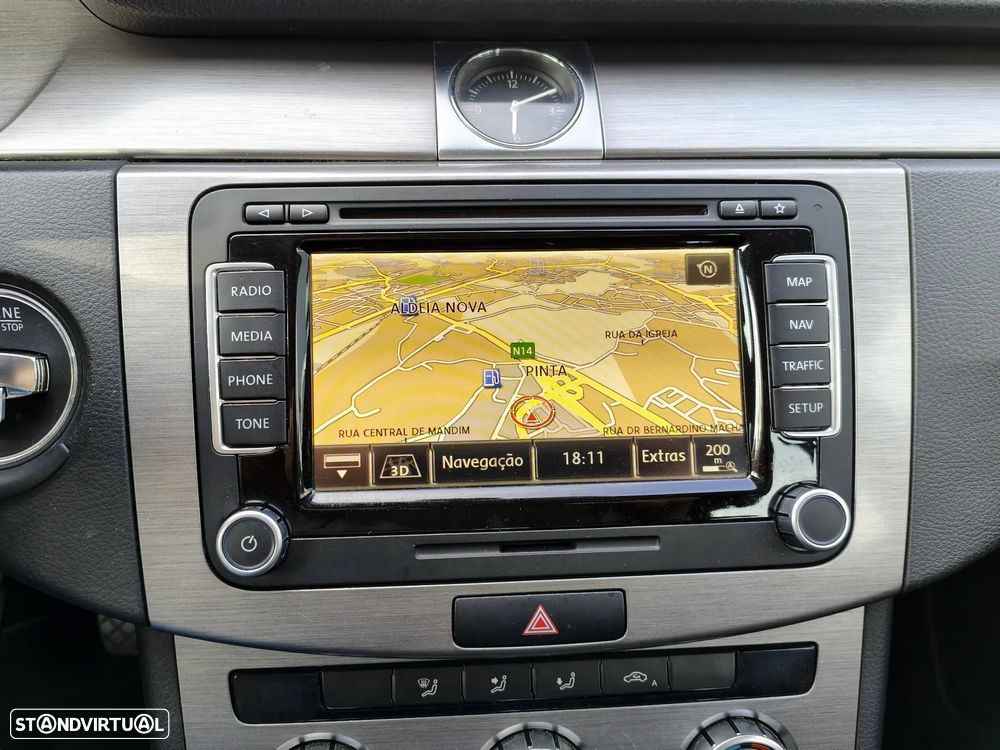 VW Passat Variant 1.6 TDI BlueMotion - 20